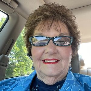 Meet your Posher, Linda